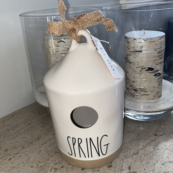 Rae Dunn “Spring” ceramic birdhouse. - Picture 7 of 10